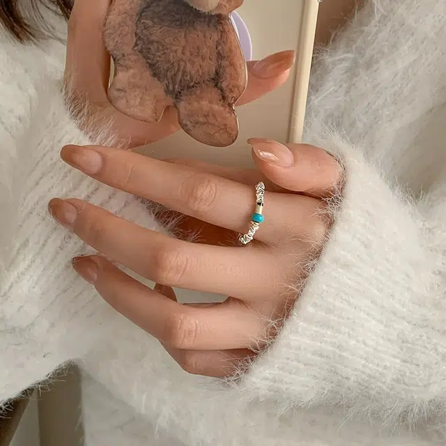 S925