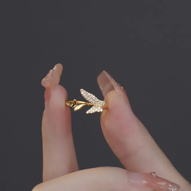 S925