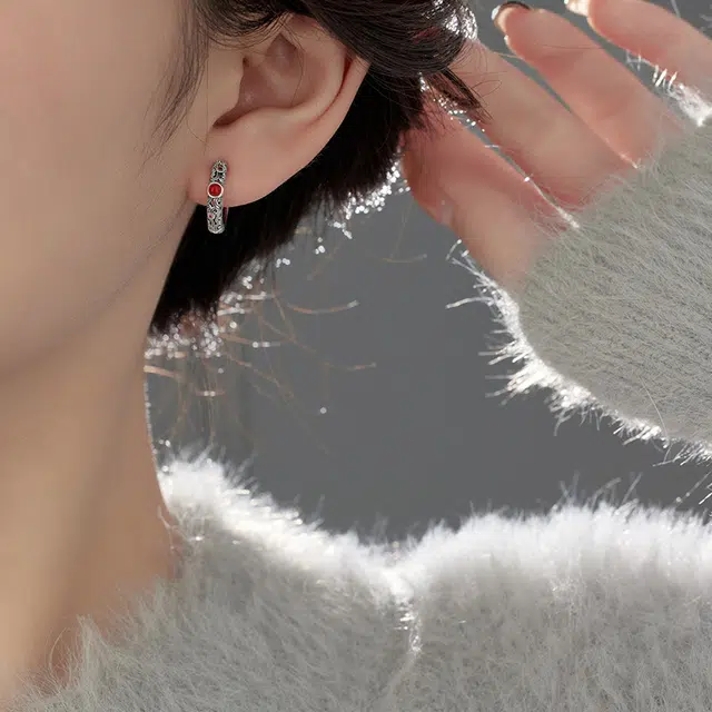 s925