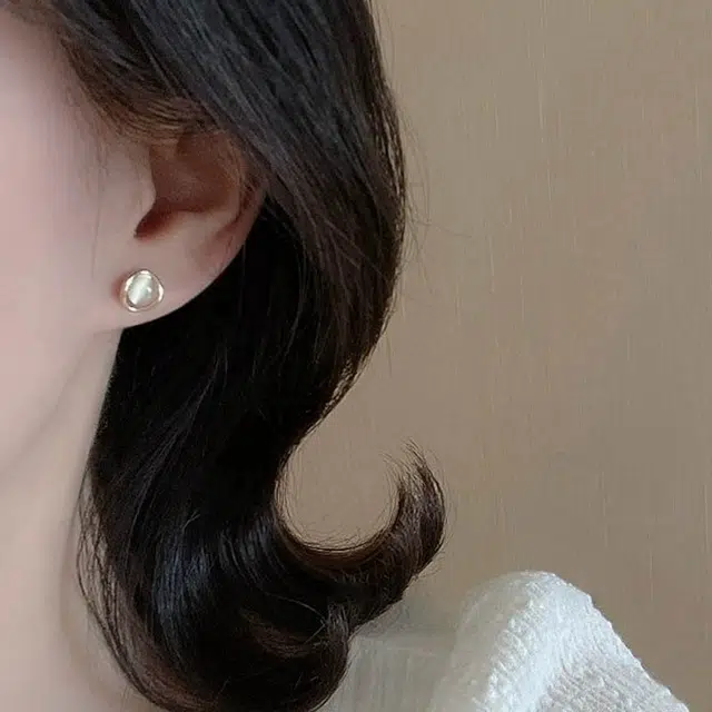 S925
