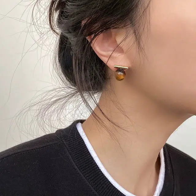 S925