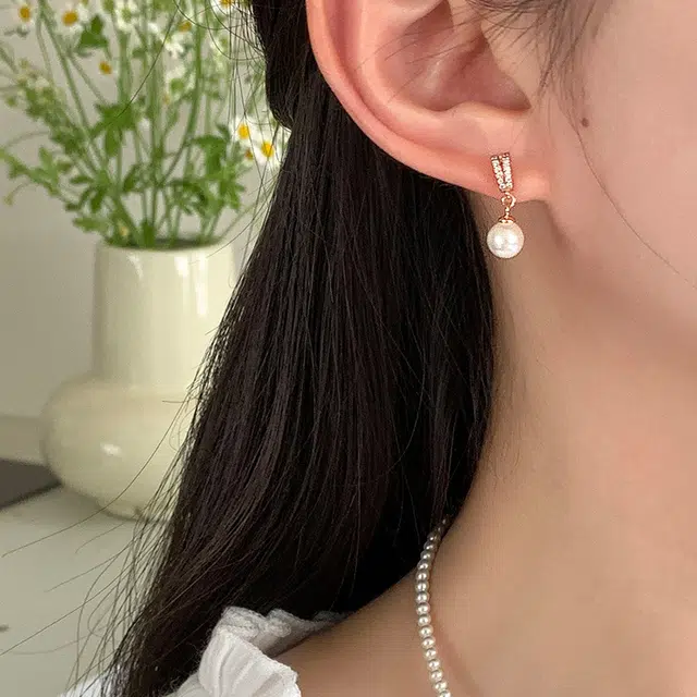 S925