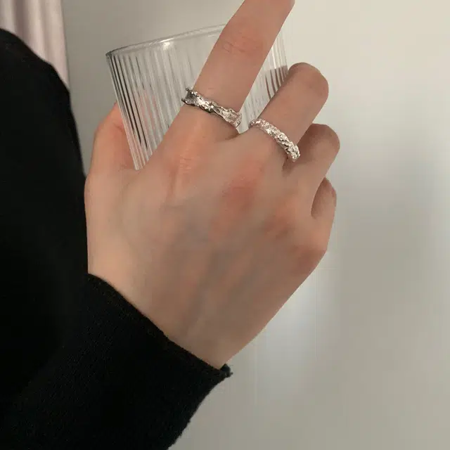 S925