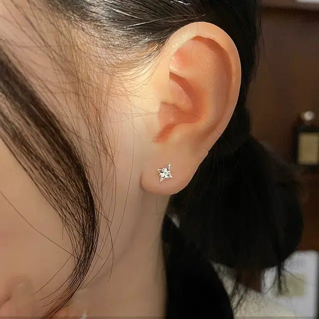 s925