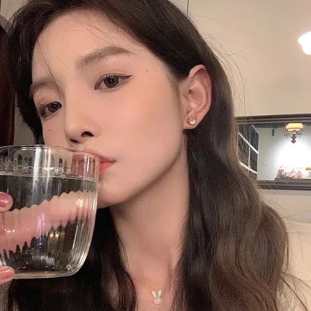 S925