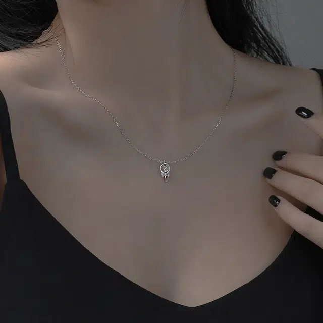 S925