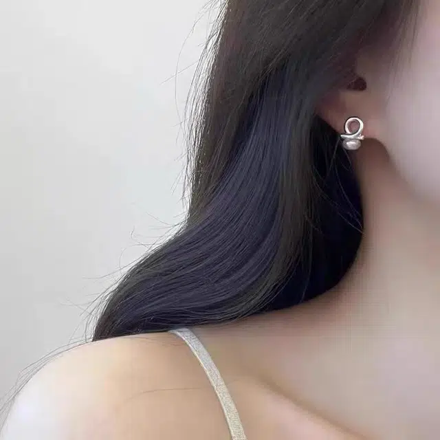 S925