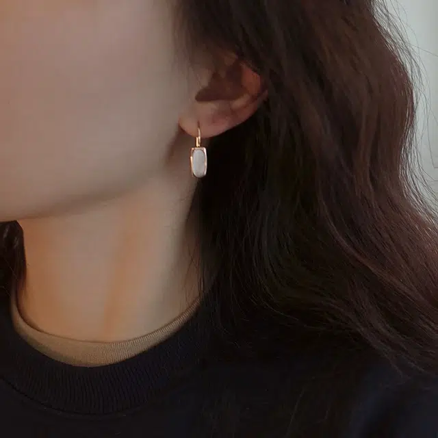 S925