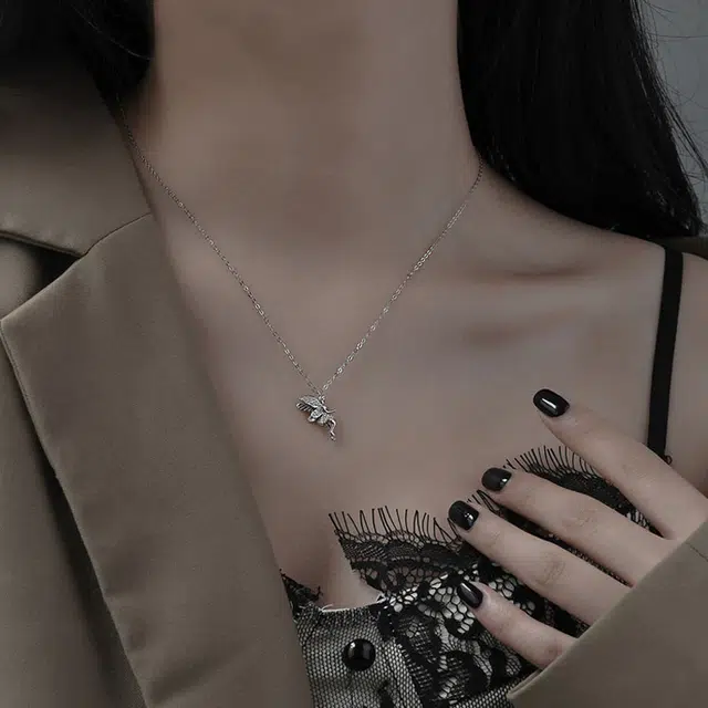 S925