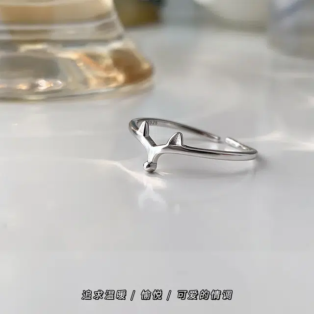 S925