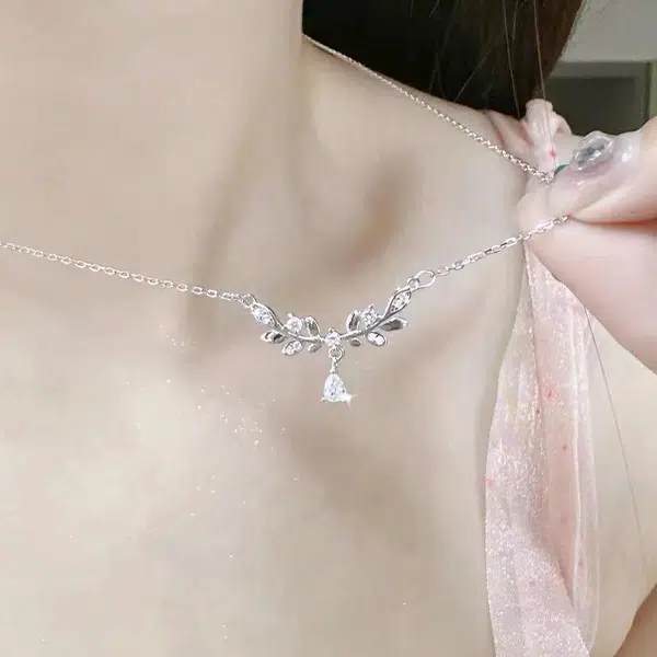 S925