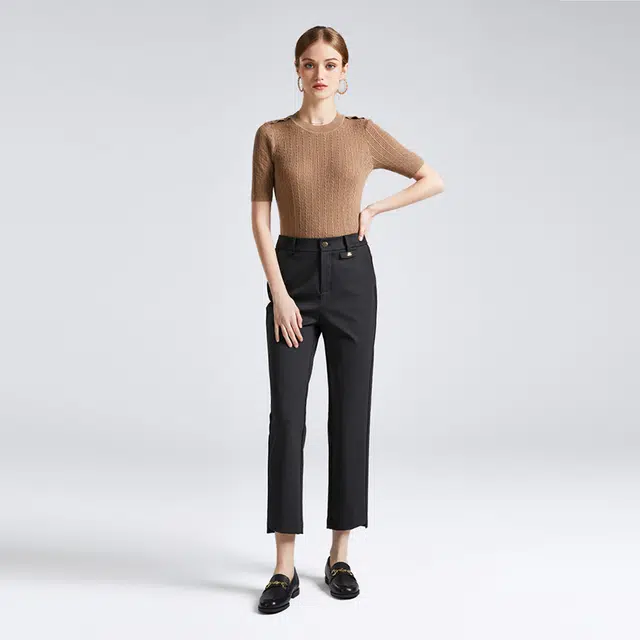 NINE WEST