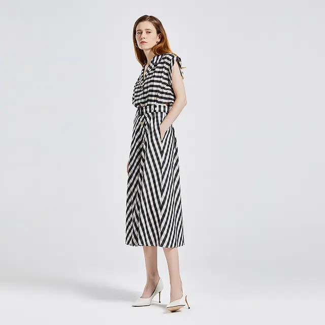 NINE WEST V