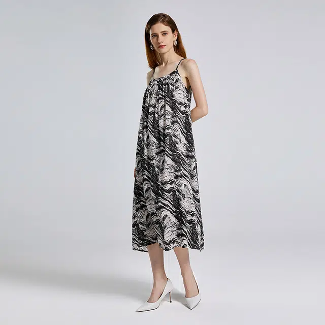 NINE WEST