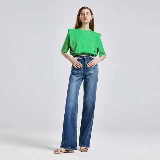 NINE WEST