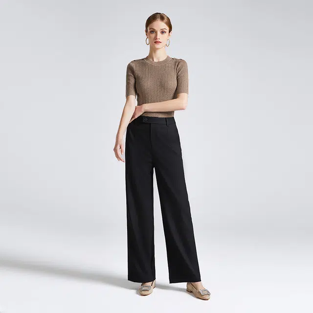 NINE WEST