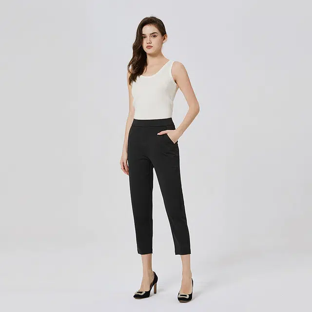 NINE WEST