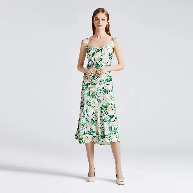 NINE WEST