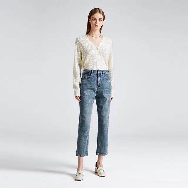 NINE WEST