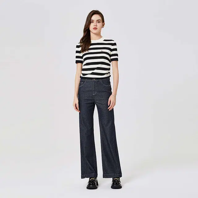 NINE WEST