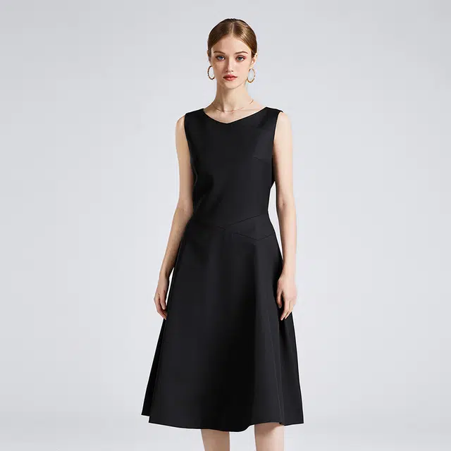 NINE WEST