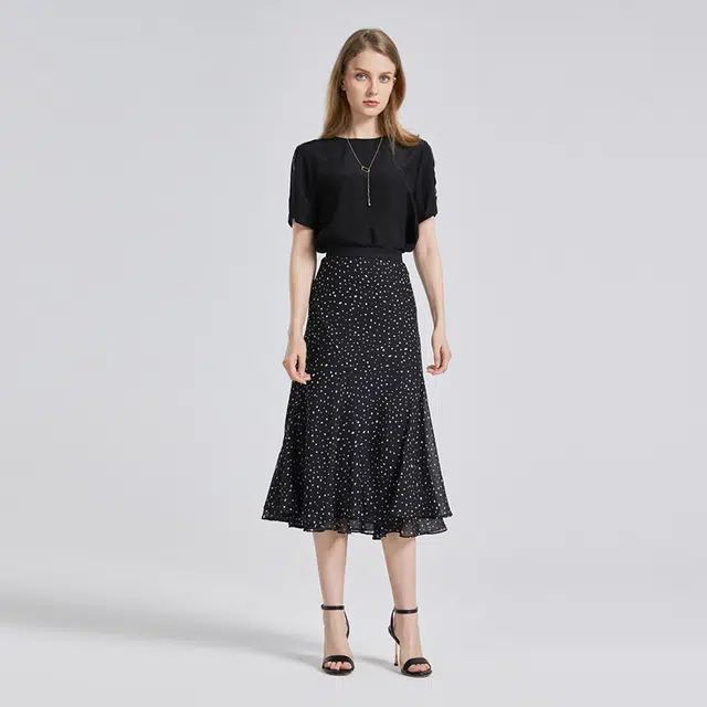 NINE WEST