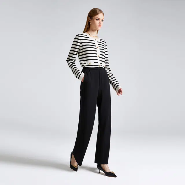 NINE WEST