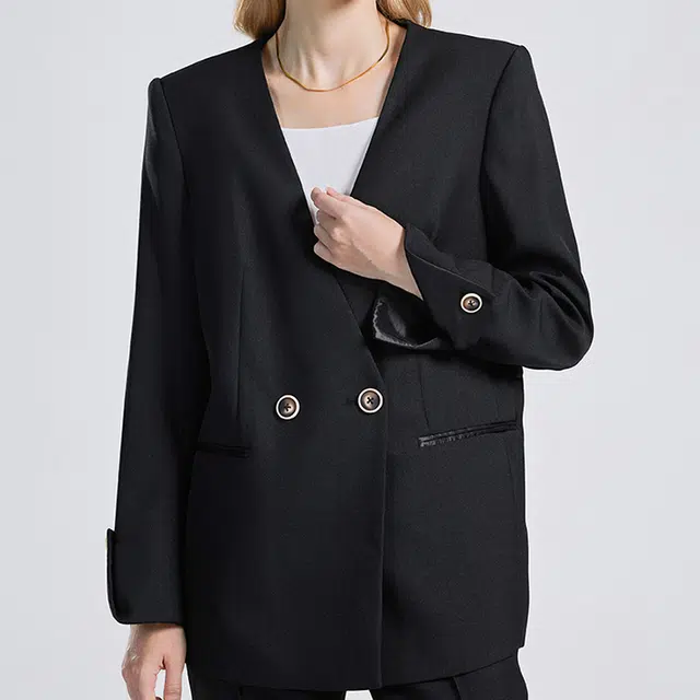 NINE WEST V