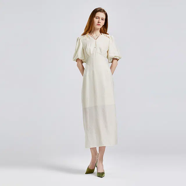 NINE WEST V