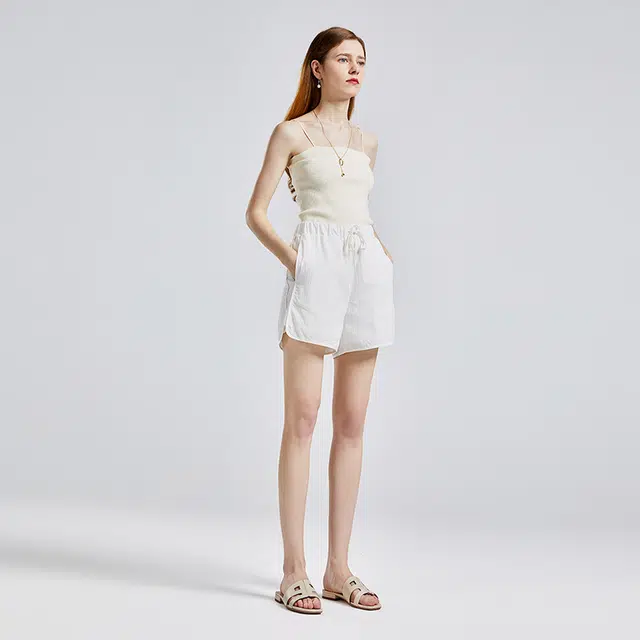 NINE WEST