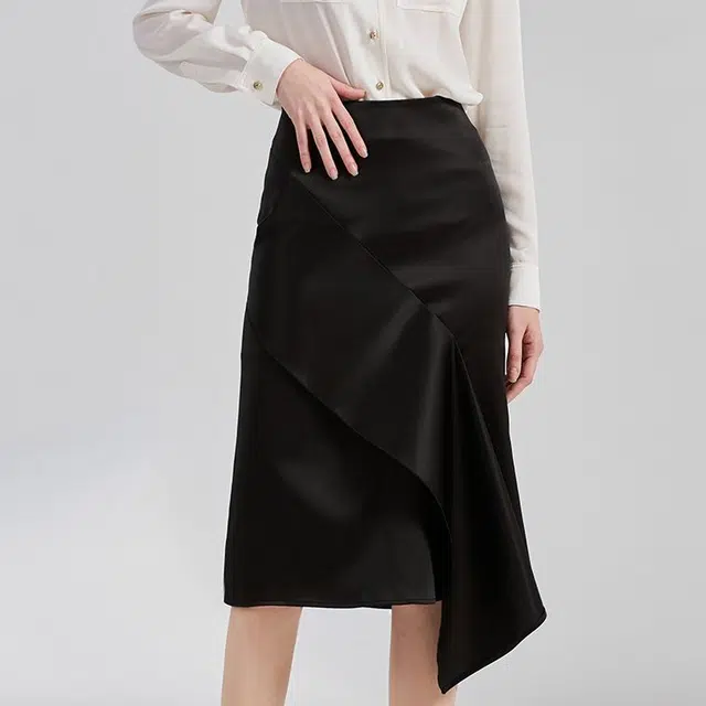 NINE WEST