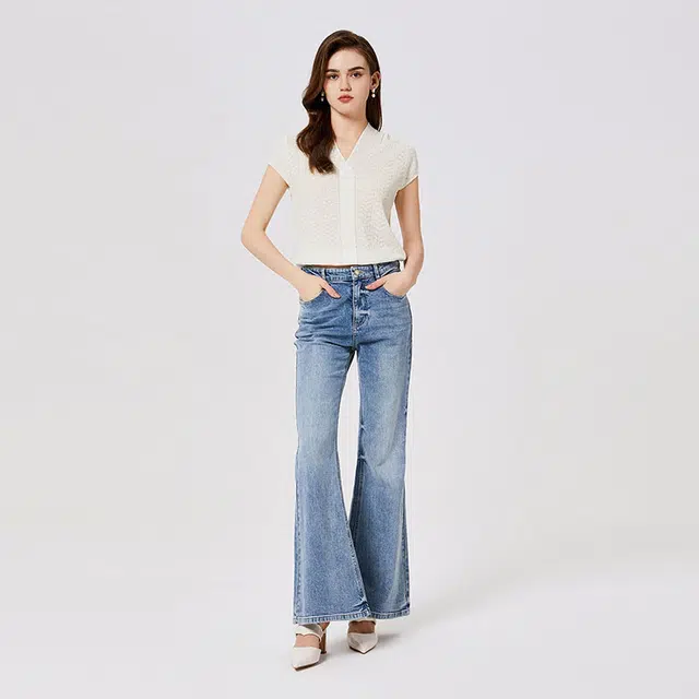 NINE WEST