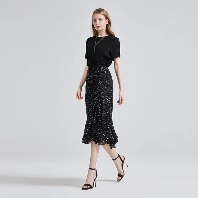 NINE WEST