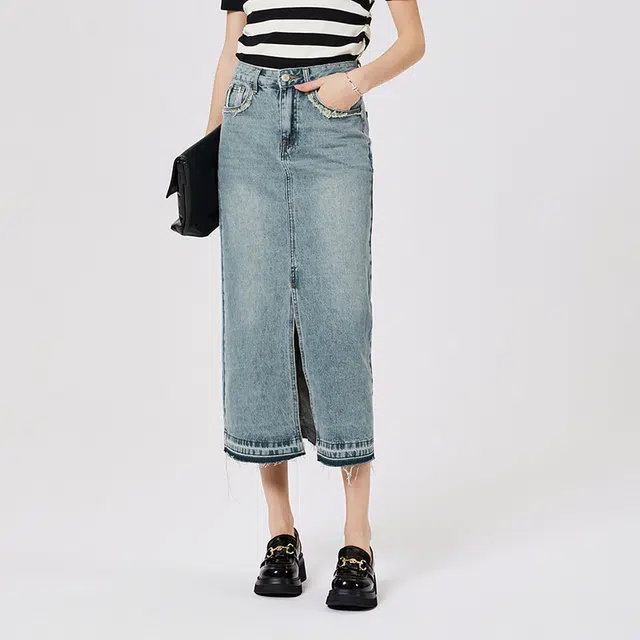 NINE WEST