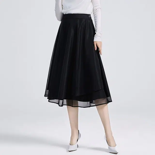 NINE WEST