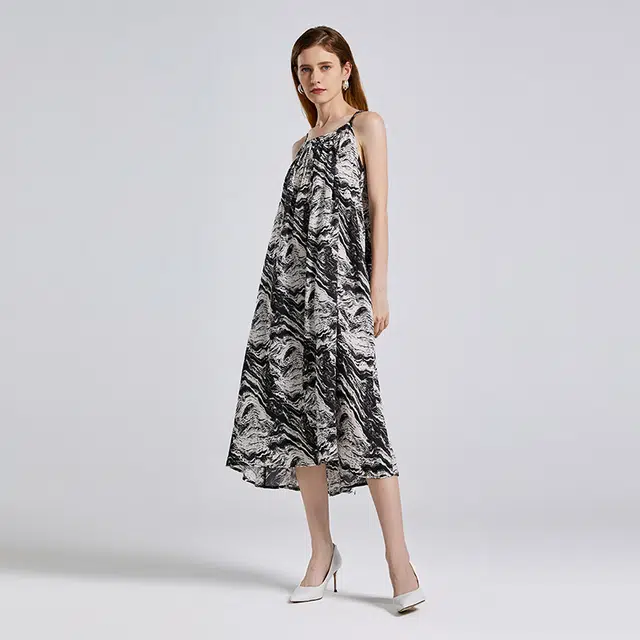NINE WEST