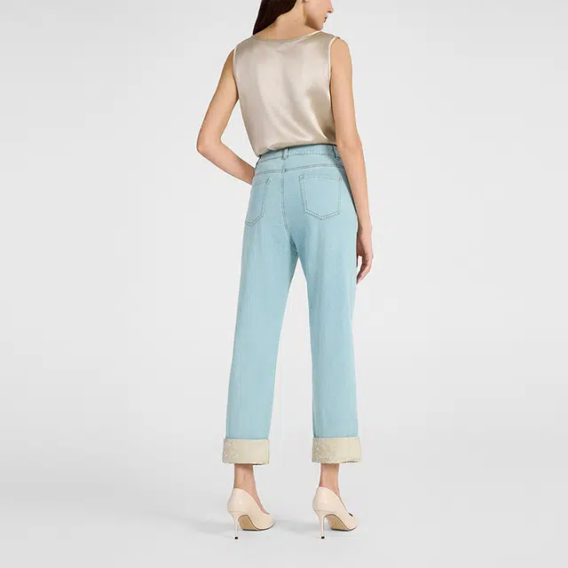 NINE WEST