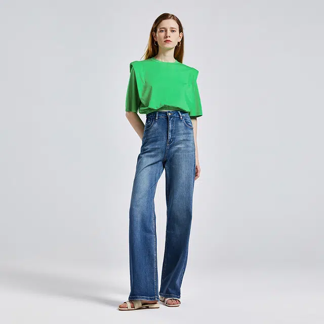 NINE WEST