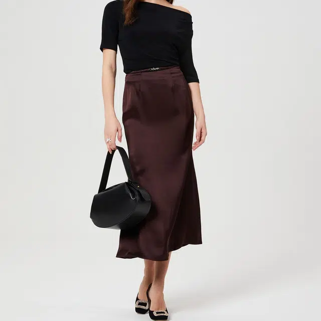 NINE WEST