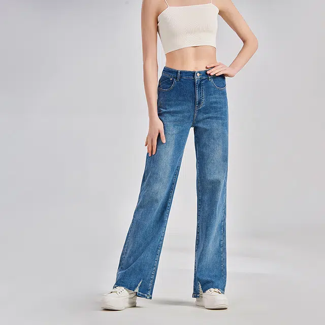 NINE WEST