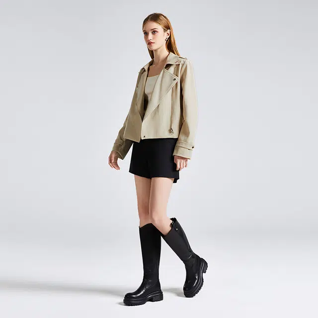 NINE WEST