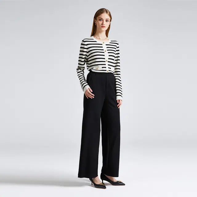 NINE WEST