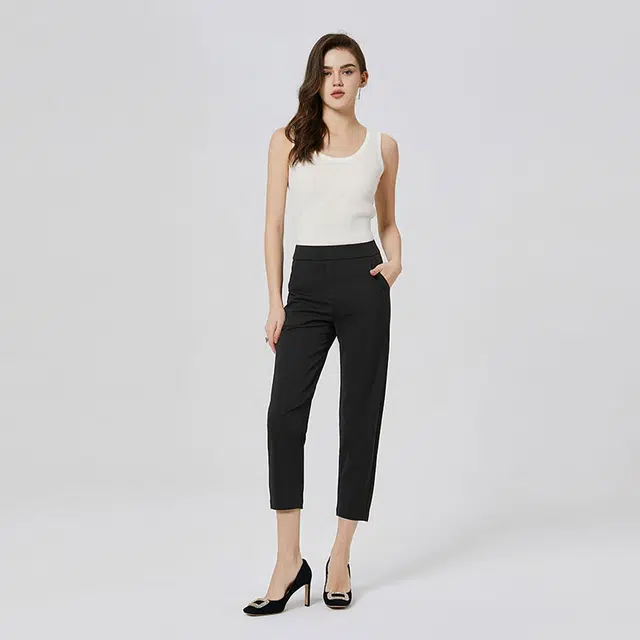 NINE WEST