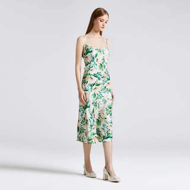NINE WEST