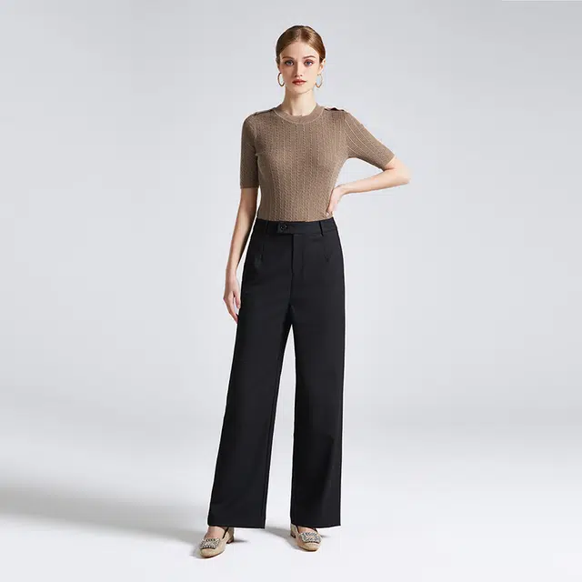 NINE WEST