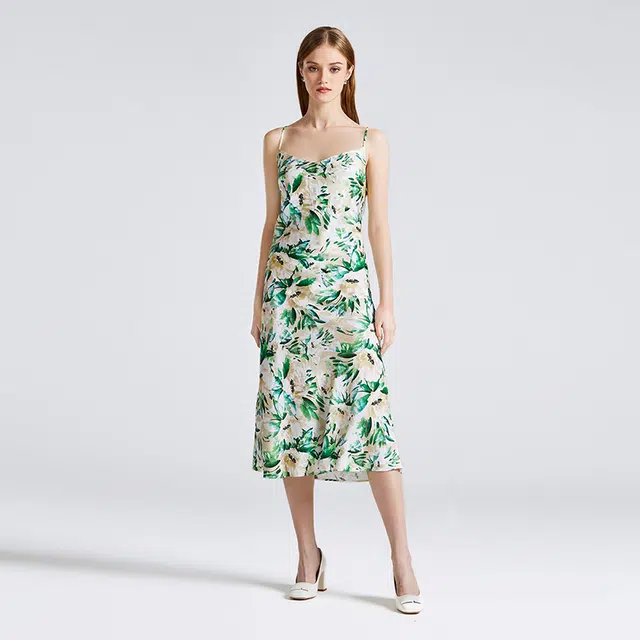 NINE WEST