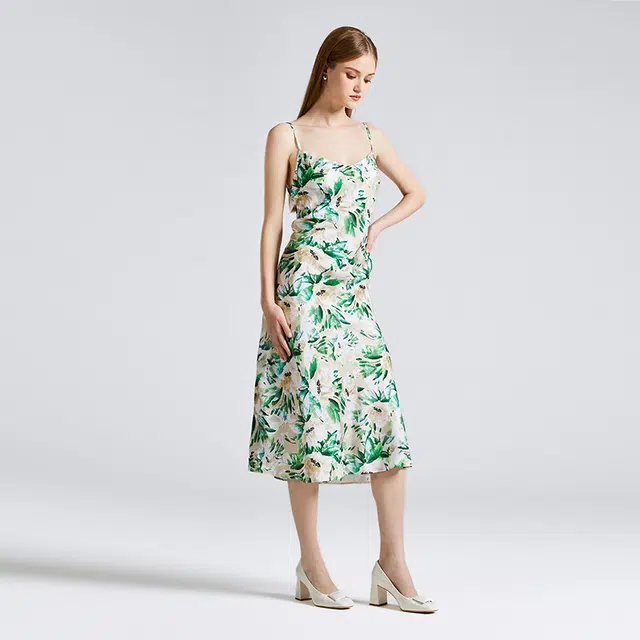NINE WEST