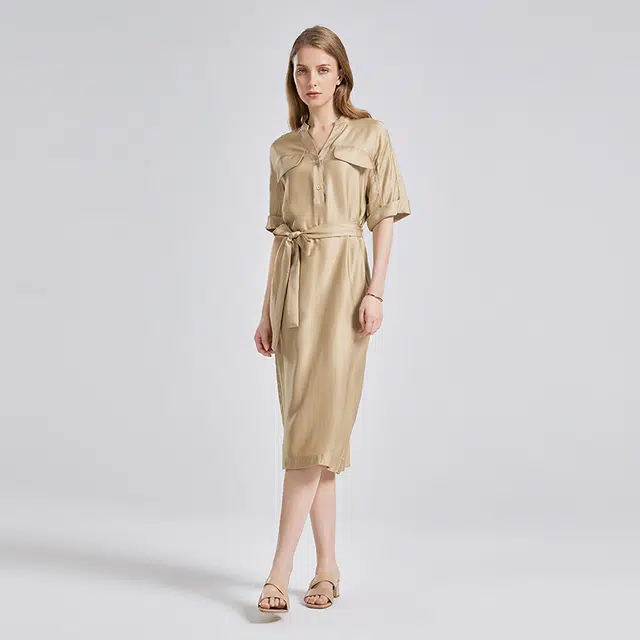 NINE WEST V