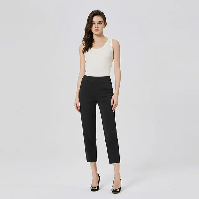 NINE WEST