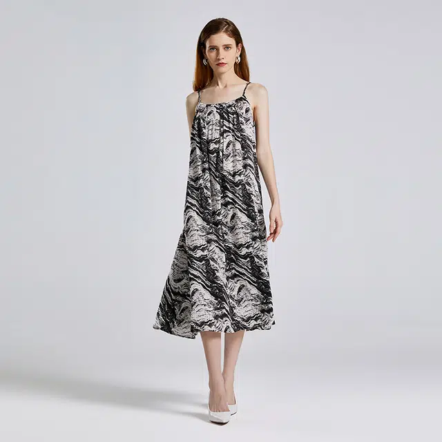 NINE WEST